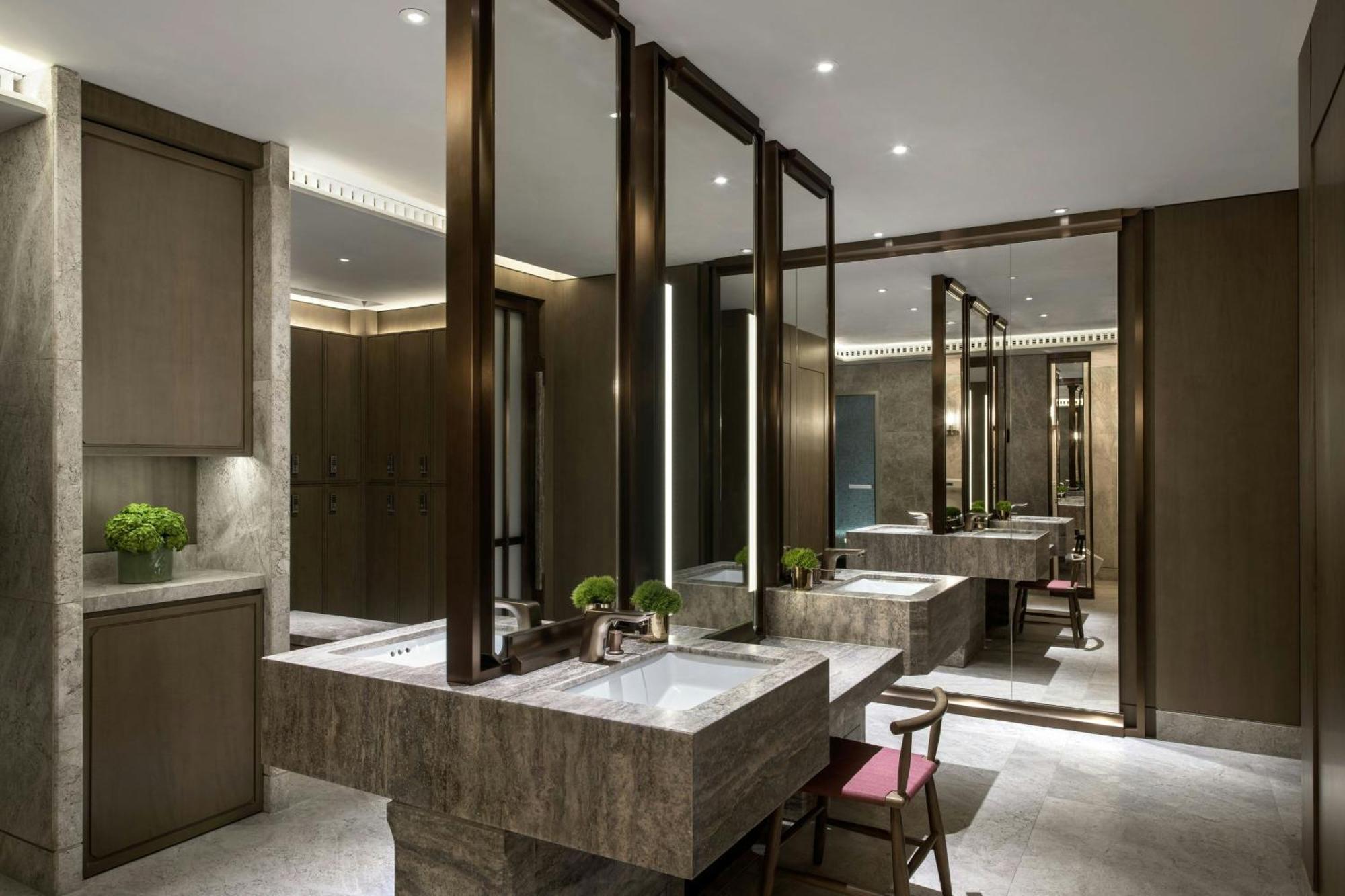 Hotel The St. Regis Hong Kong Exterior foto